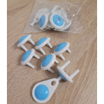 Заглушка для розеток з ключем 1500011