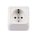 Розетка одинарна накладна з/з Luxel 2004