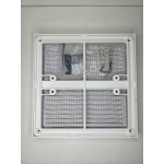 Вентиляційна решітка з схов кріпл 210х210мм