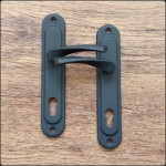 Ручка на планці Аріко Мідь/чорн 85мм 47224