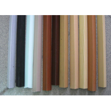 Кут пластиковий для декору 1х1см